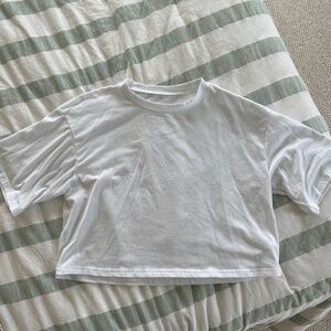 Half sleeve white tee